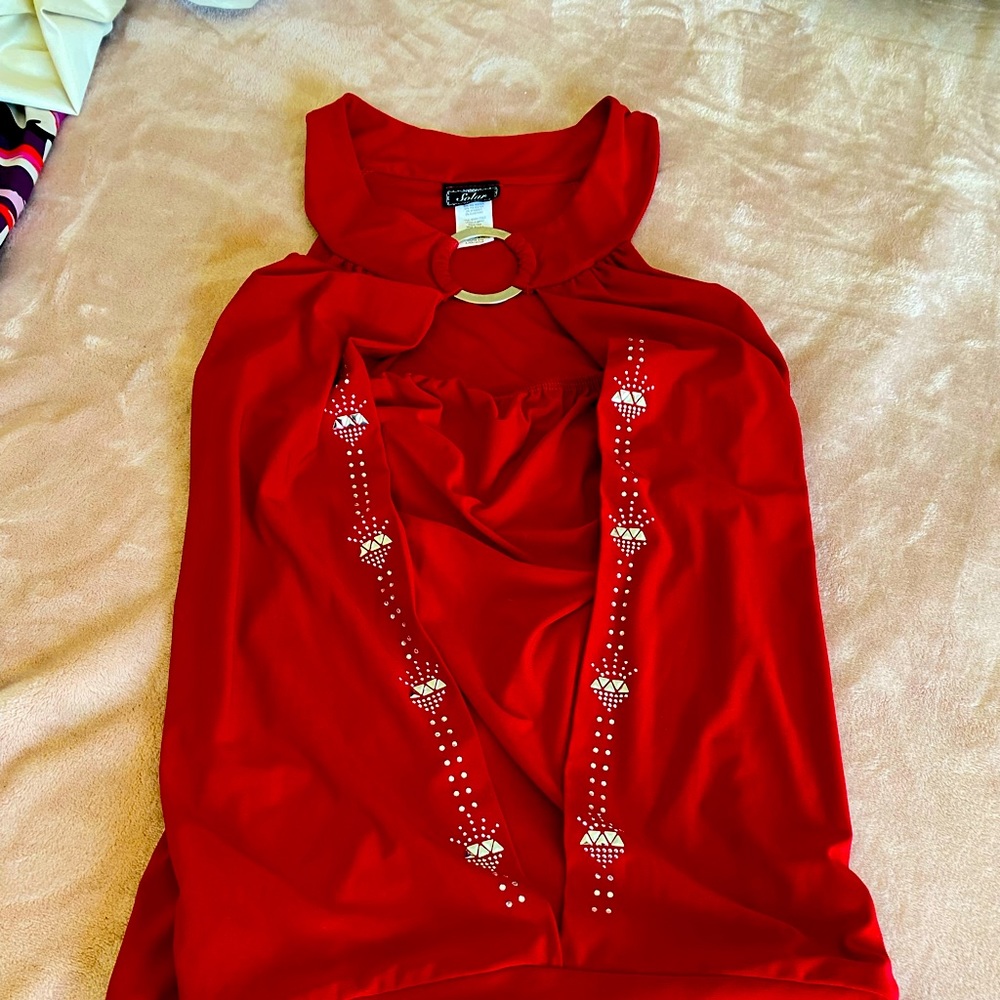 Sexy sleeveless stretchy top- great for the club!